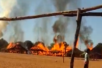 Informações iniciais indicam que 48 casas da aldeia Ethenhiritipá, da TI Pimentel Barbosa, foram incendiadas na quinta-feira (4)