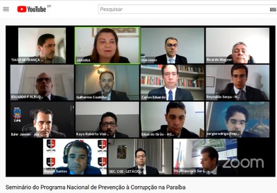 Tela do YouTube com imagens de 15 participantes da reunião