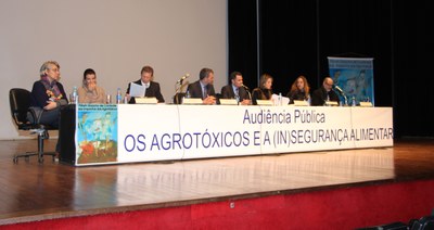 Audiência pública em Porto Alegre debate agrotóxicos e (in)segurança alimentar