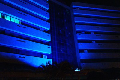 MPF/AL adere à Campanha Coração Azul e ilumina fachada (Foto: Ascom MPF/AL)