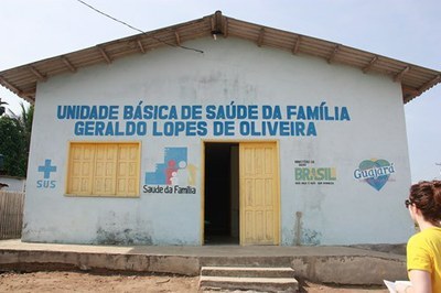 #ParaTodosVerem. Fotografia da fachada da Unidade Básica de Saúde da Família Geraldo Lopes de Oliveira, em Guajará.