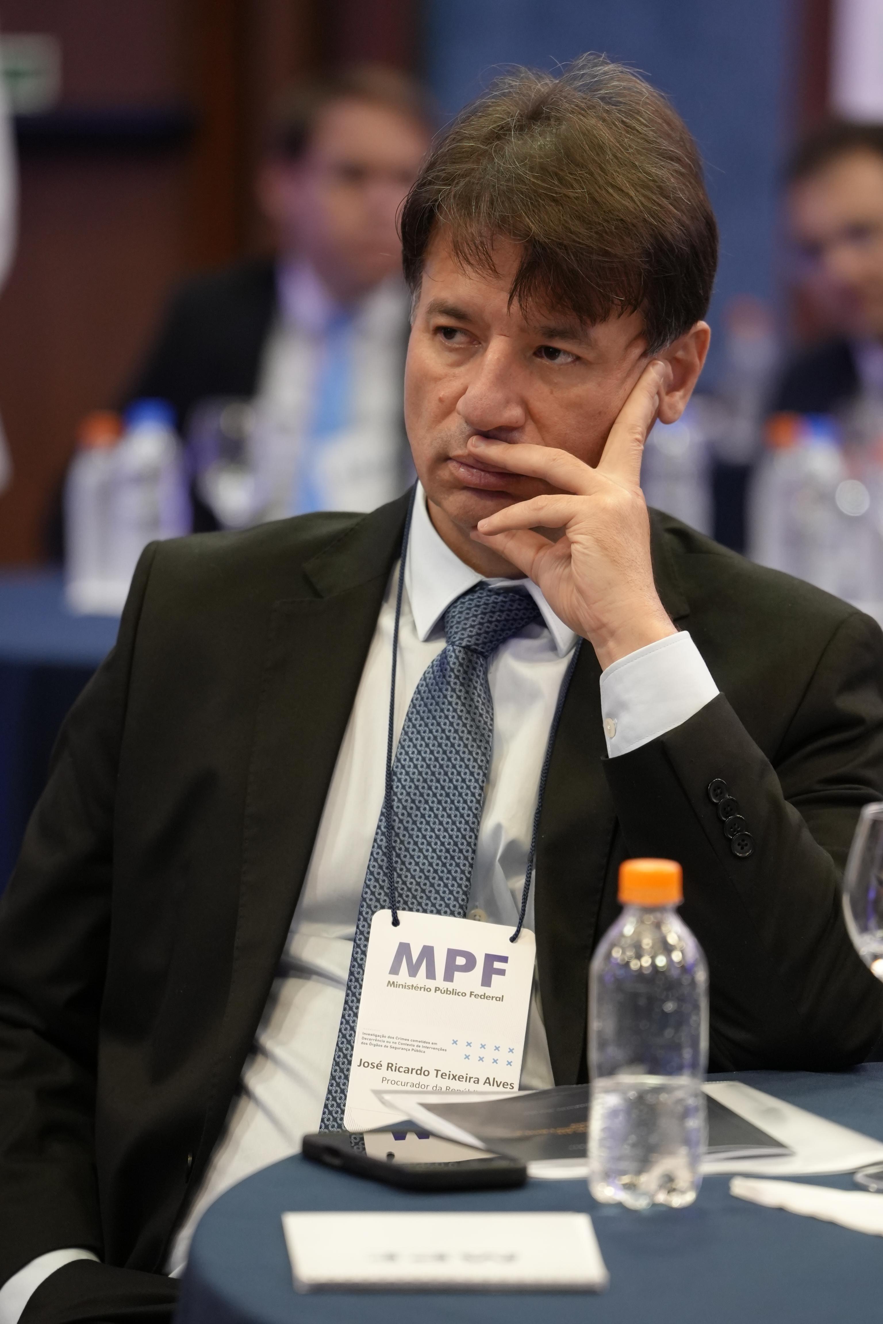 leo07933.jpg