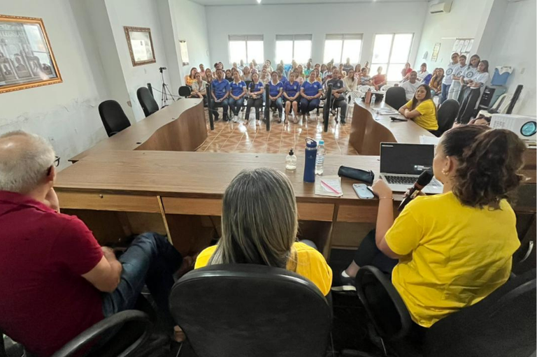 Fotografia da escuta pública da primeira fase do programa no município de São Miguel dos Milagres, ocorrido no plenário da Câmara de Vereadores