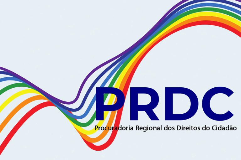 Imagem com fundo claro e faixas onduladas nas cores do arco-íris atravessando diagonalmente. Em destaque, a sigla “PRDC” em letras maiúsculas azuis e, abaixo, em preto, a frase “Procuradoria Regional dos Direitos do Cidadão”.
