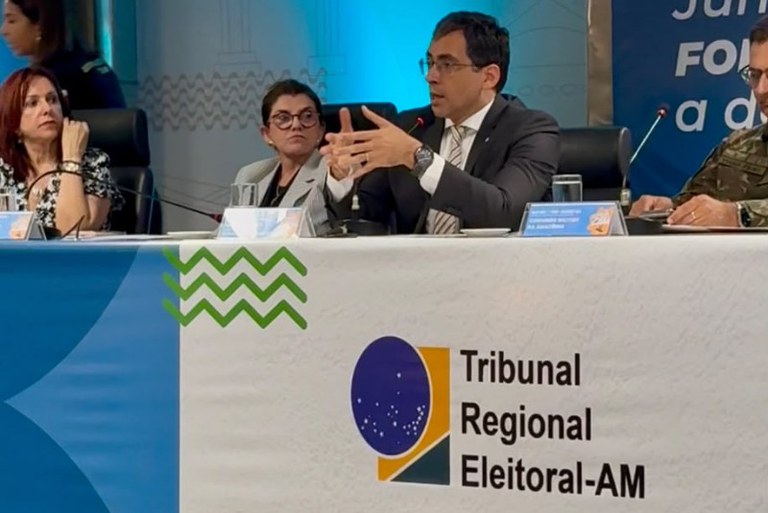 MP Eleitoral apresenta 130 ações por derramamento de santinhos no Amazonas