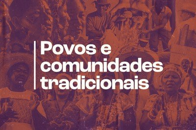 A imagem é um pôster vibrante de fundo roxo escuro texturizado, adornado com uma rica colagem em sépia de rostos e figuras que representam povos e comunidades tradicionais, transmitindo uma sensação de profundidade e história. Em destaque, o título "Povos e comunidades tradicionais" surge em letras brancas e maiúsculas, centralizando a mensagem principal e convidando à reflexão sobre a diversidade e a importância dessas culturas.