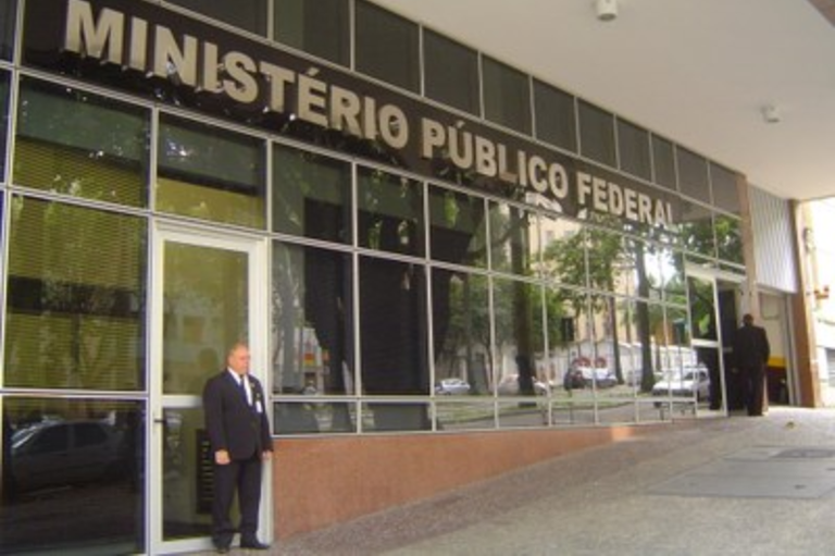Fachada do prédio, com os dizeres Ministério Público Federal