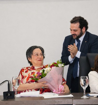 Homenagem.jpg