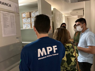 MPF em fiscalizacao a hospitais4.jpg