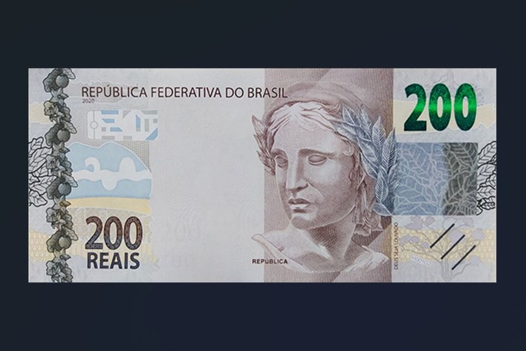 A imagem apresenta a face frontal de uma cédula de 200 reais, a denominação de maior valor do Real brasileiro. O design é dominado por tons de cinza e sépia, destacando ao centro a Efígie da República, representada como um busto escultural de uma mulher usando uma coroa de louros. No canto superior esquerdo, lê-se "REPÚBLICA FEDERATIVA DO BRASIL", enquanto o número "200" aparece em destaque no canto superior direito com um efeito de cor variável e, de forma mais simples, no canto inferior esquerdo acima da palavra "REAIS". Elementos gráficos de segurança, como marcas d'água e microimpressões, compõem o fundo da nota, acompanhados por detalhes de ramos e folhas que adornam as extremidades.