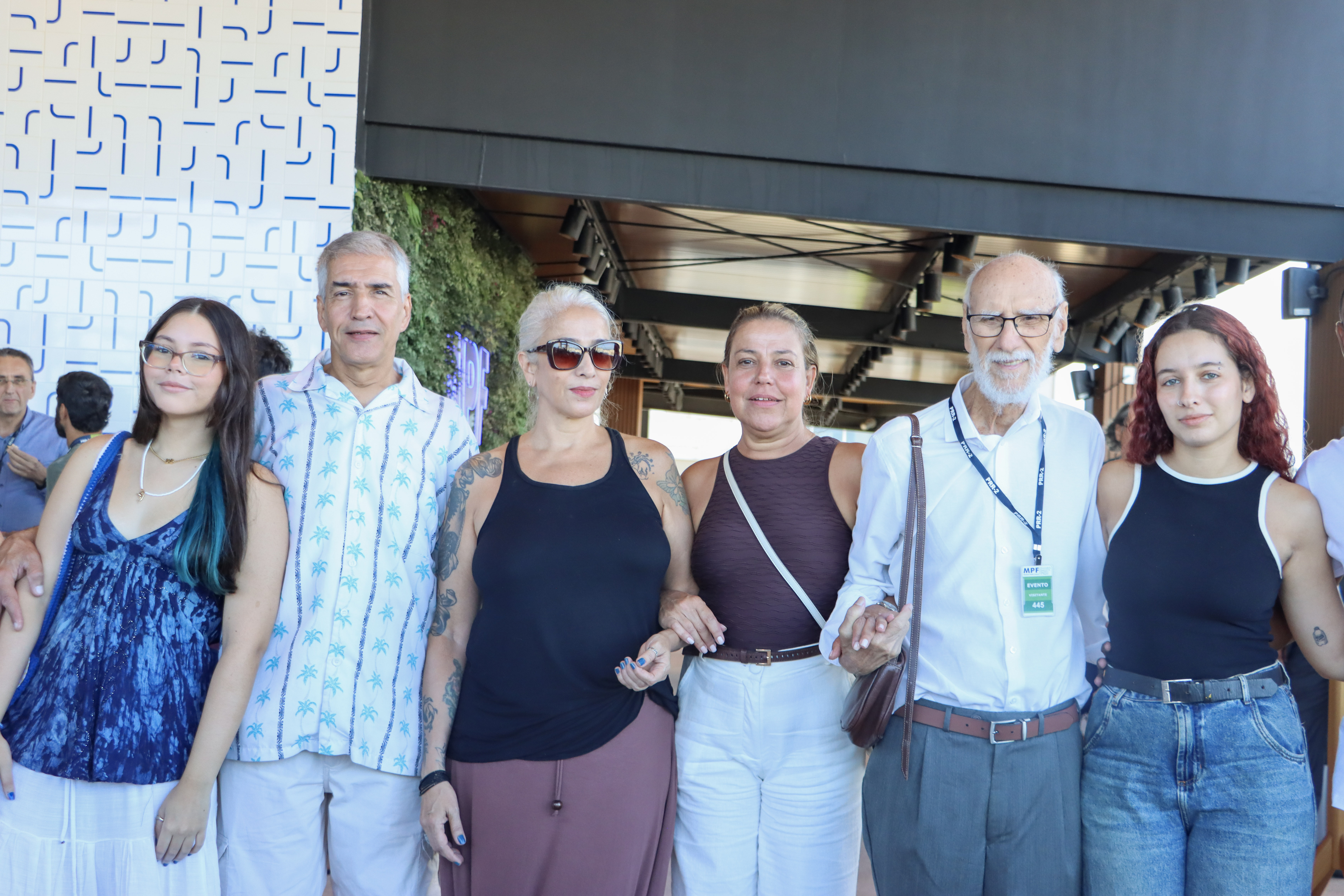 12. Familia reunida.jpg