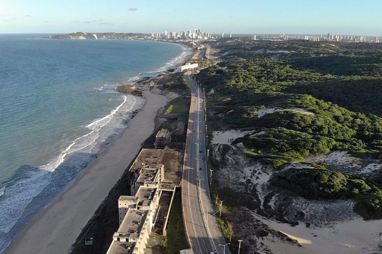 MPF recorre ao TRF5 para ampliar a proteção de áreas desocupadas da Via Costeira em Natal (RN)
