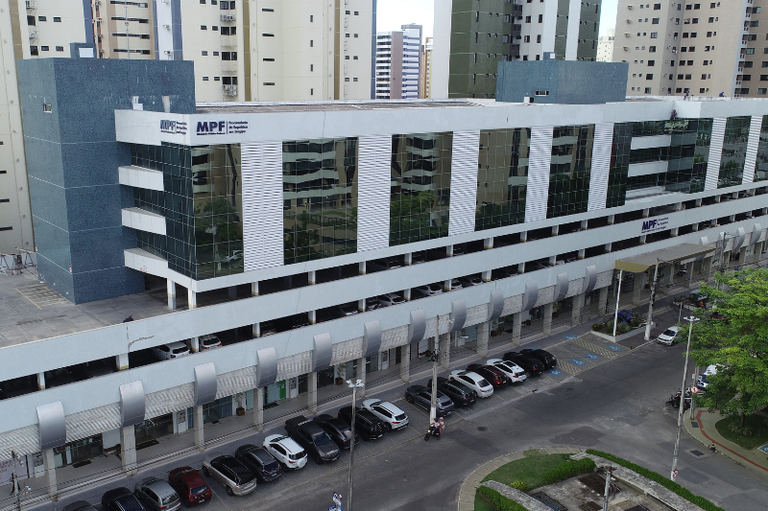Vista aérea da fachada do prédio do MPF em Sergipe