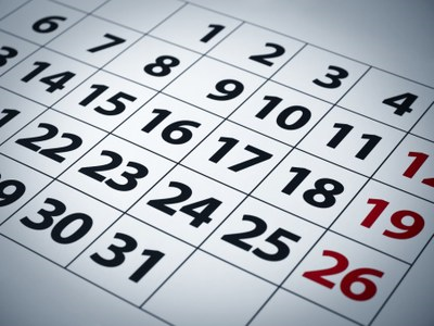 Imagem de um calendário em close-up