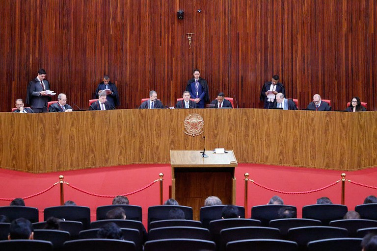A pedido do MP Eleitoral, TSE barra candidatura de José Arruda ao governo do Distrito Federal