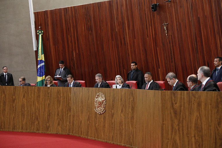 Imagem do plenário do Tribunal Superior Eleitoral durante a sessão realizada na última quinta-feira, 10 de abril