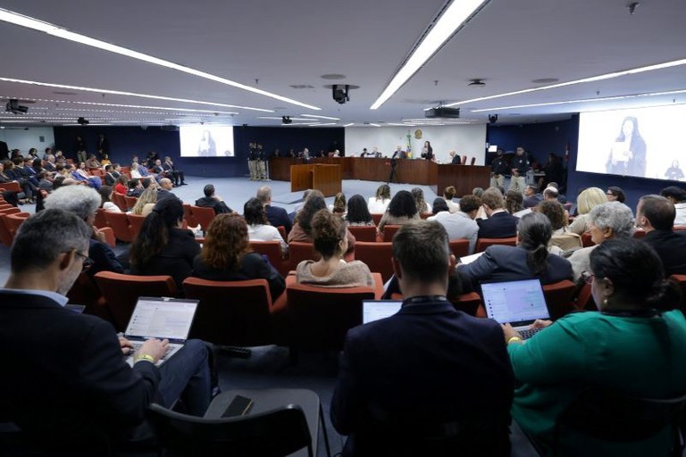 Foto ilustrativa. A foto foi feita na terceira sessão do julgamento do caso Marielle Franco no STF, que ocorreu em 25/02/2026. Ela mostra o plenário da 1ª Turma do STF com os ministros e uma sessão com muito público. A decisão da matéria foi feita em julgamento virtual.
Foto: Rosinei Coutinho/STF