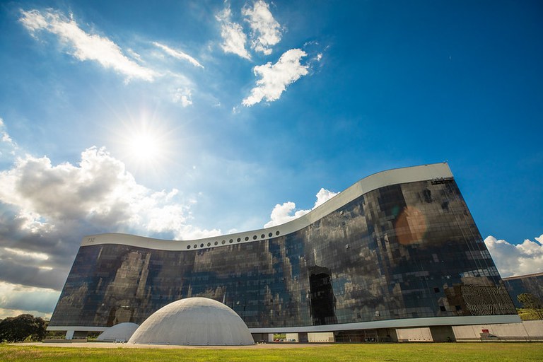 Fachada da sede do TSE, em Brasília