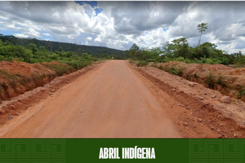 Foto mostra uma rodovia sem pavimento