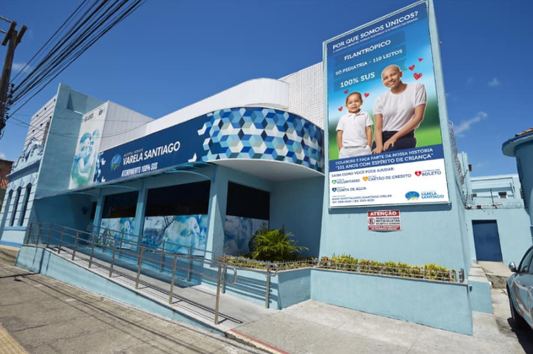 Foto da fachada do Hospital Infantil Varela Santiago