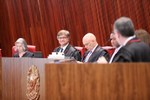 Na mesma sessão de julgamento, ministros cumprimentaram Paulo Gonet pela recente indicação ao cargo de procurador-geral da República