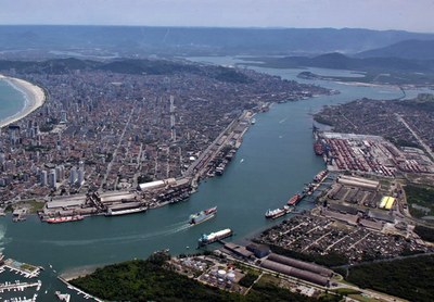 Região do Estuário de Santos, onde seria construído o Terminal Brites. Imagem: Wikipedia